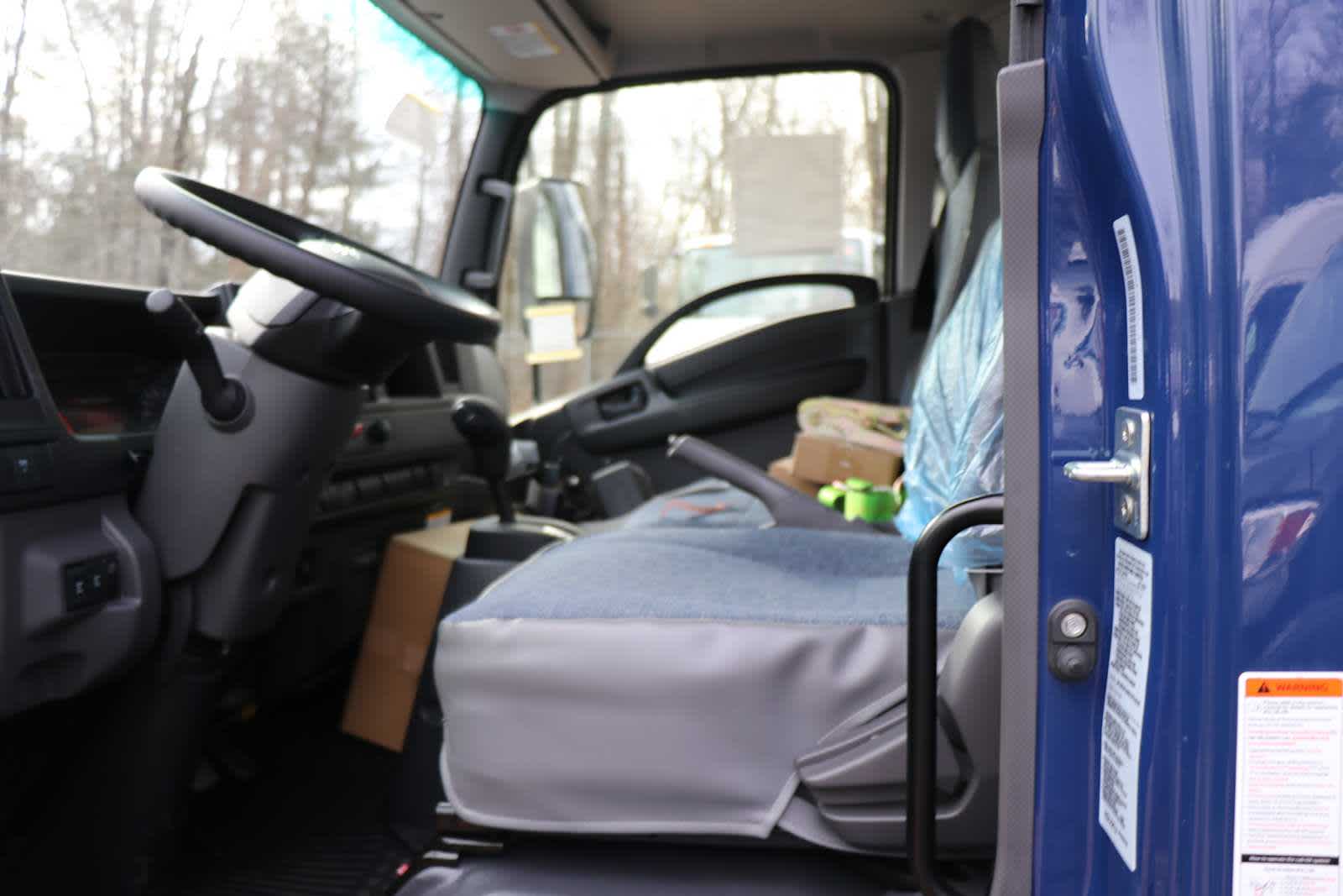 2025 Chevrolet Low Cab Forward 5500 XD NA