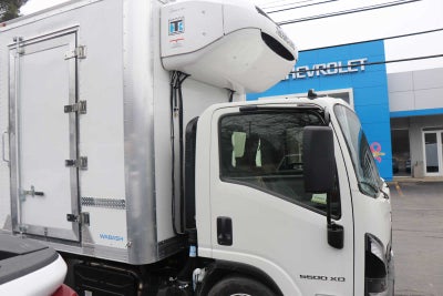 2025 Chevrolet Low Cab Forward 5500 XD NA