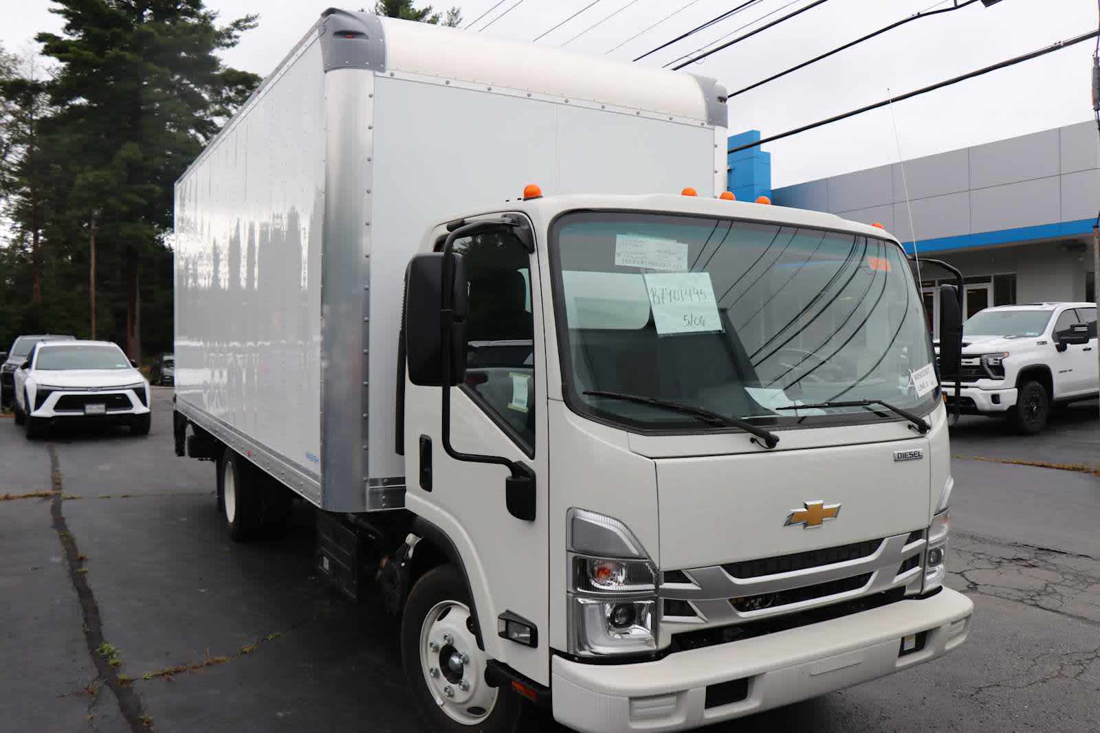 2024 Chevrolet Low Cab Forward 5500 HD NA